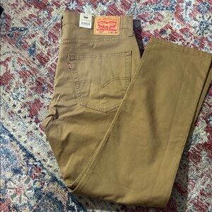 NWT Levi’s 502 Taper with Stretch 36x32